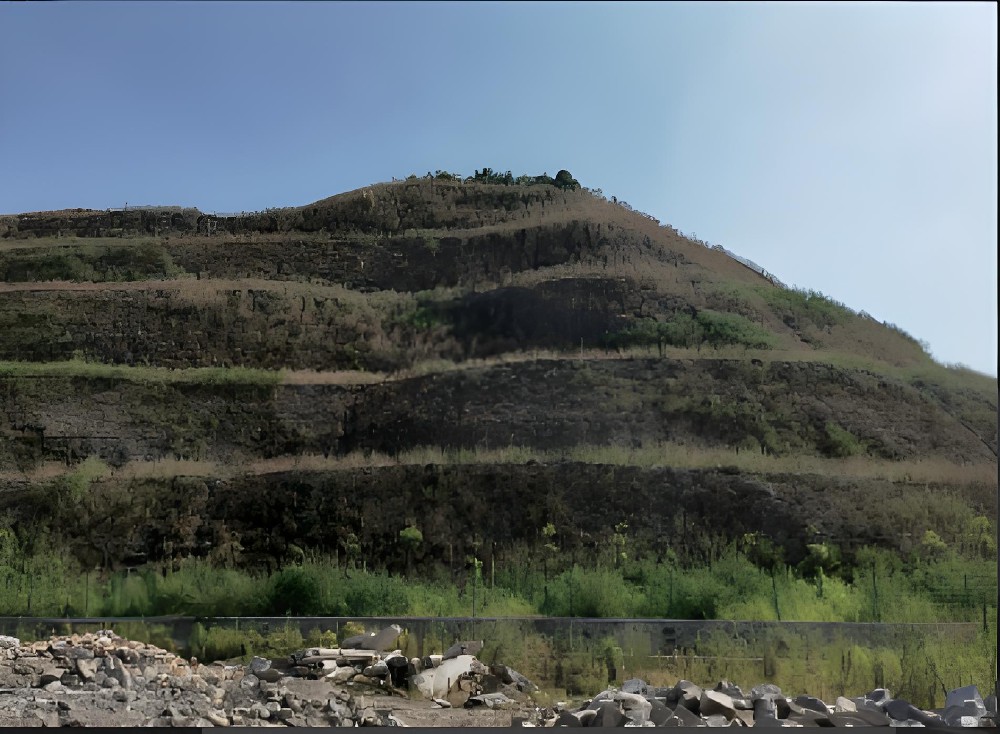 干化建筑渣土在鄞州区鄞江镇梅溪扇子洋采石场废弃矿山边坡复绿工程中的应用